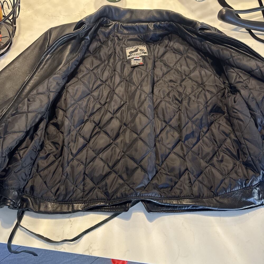 LEATHER MOTORCYCLE JACKET - CALIFORNIA CREATIONS USA WOMEN'S SIZE 18 - Picture 3 of 8
